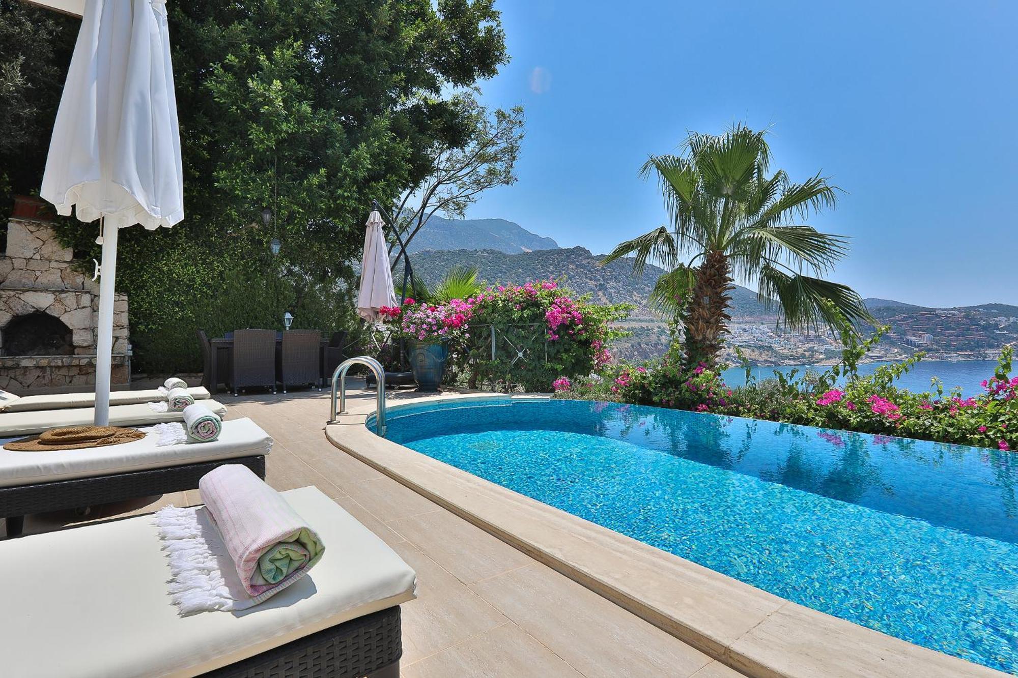 Stunning Seaviews Villa Kalkan Buitenkant foto